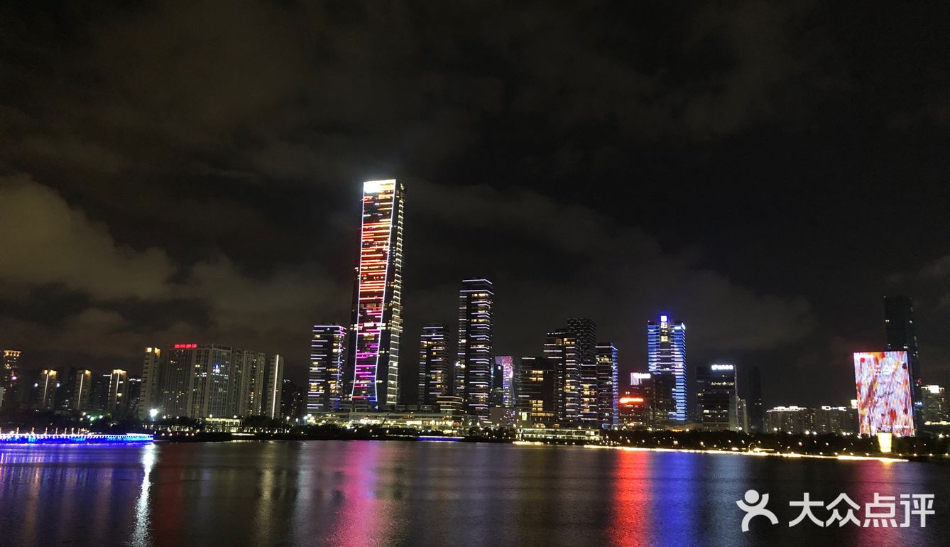 深圳湾人才公园，跟这个城市的气质相符