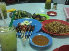 -黄亚华小食店(Jalan Alor)