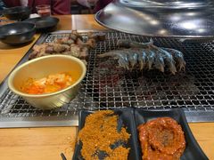 -肉甲韩国木炭烤肉(新壹街1店)