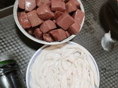 嫩滑靓猪红-华哥新鲜猪精品美食