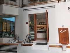 -Line 咖啡(石厦花园店)