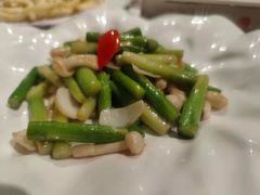 -贝勒爷·酥不腻烤鸭