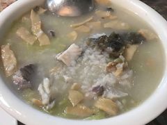 鱼头粥-官塘锋记鱼生·生腌·砂锅粥(牌坊街店)