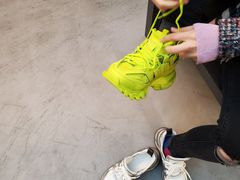 -BALENCIAGA(恒隆广场店)