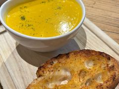 -Common Table · Brunch & Coffee
