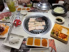 厚切猪五花肉-猫爪爪原切自助烤肉(观音桥阳光世纪店)