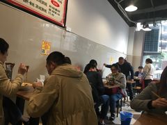 等位区-花市豌杂面(民生路店)