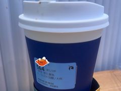 -瑞幸咖啡(长宁来福士B1层店)