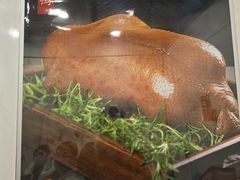 精品烤鸭-东四民芳餐厅(世茂工三店)