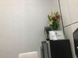 -韩莱科技美肤连锁
