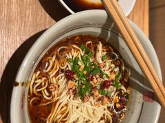 -呼啦面馆·头牌豌杂面(珠江国际B区店)