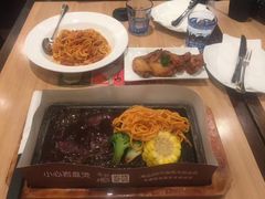 -必胜客(阿罗海店)