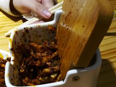 -八二小区抄手(龙湖上城天街店)