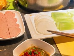 -四季喧黔味豆米火锅(万达广场店)