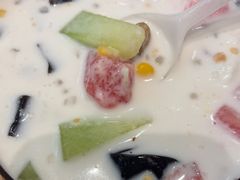 -椰子多多清补凉甜品店(河北路店)
