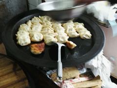 -黄阿姨锅贴大王(万航渡路店)