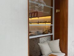 -Line 咖啡(石厦花园店)