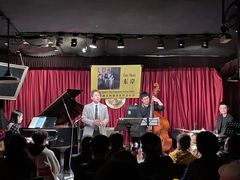 -东岸Cafe 爵士俱乐部