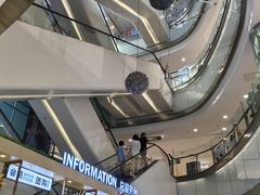 -王府井百货(中州中路店)