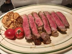 -MONICH牛排融合餐厅(和义大道购物中心店)