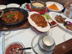 -梅利汴京烤鸭•开封豫菜地标店(东司门店)