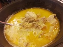 -鲜入围煮花胶鸡海鲜火锅