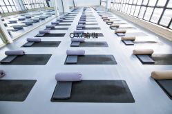 OM瑜伽教室-OM瑜伽教练培训学院