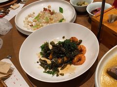 -荷风细雨·中国茶宴(世纪大道店)