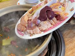 -邹开喜·炭炉鸡煲·海鲜火锅(虹口足球场店)