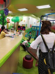 -莫莉幻想儿童乐园(武汉经开永旺店)