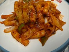 明洞年糕炒鱼饼-韩香福烤肉庄园(荣成店)