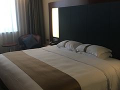 -上海浦东假日酒店