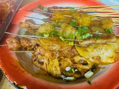 -老街烧烤大排档·地道湖北菜·龙虾馆(汉口火车站店)