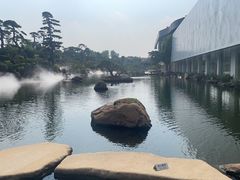 -罗红摄影艺术馆