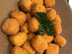 -大树餐厅(红旗街万达店)