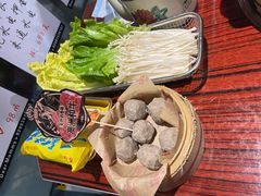 -沙胆彪炭炉牛杂煲(上海日月光广场店)