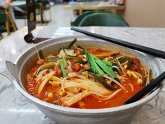 -汤小云火锅米线(钻汇广场店)