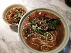 酱爆猪肝面-轻捞慢起面馆(新世界百货店)