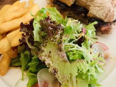 招牌牛肉汉堡-UPPER KITCHEN(延安路店)