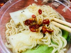 -威邵鸡煲(西华路总店)