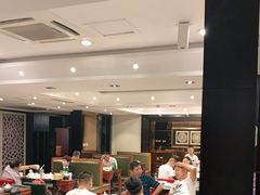 大堂-皇城根·鲁菜济南菜·吊炉烤鸭·炒鸡鱼头(济南旗舰店)