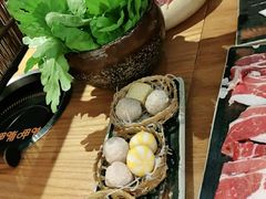 -呷哺呷哺 黄金牧场 (新中关购物中心店)