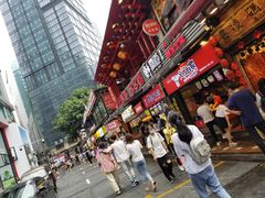 -八一路好吃街(雨田商务大厦店)