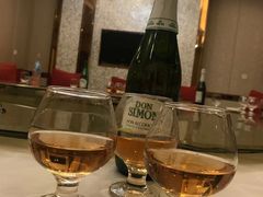 -东豪园林海鲜酒家(南港路辅路店)