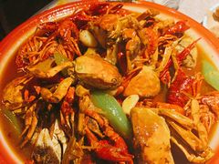 虾蟹搭档-沪小胖小龙虾(淮海中路旗舰店)