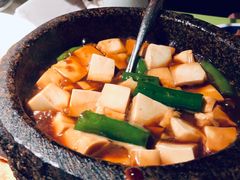 石锅沃豆腐-桂满陇-十里风荷(合生汇店)