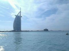 android_upload_pic-迪拜帆船酒店