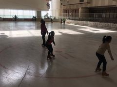 -冰纷万象滑冰场(二七万象城店)