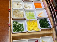 自助取餐区-香麒园·过桥米线·南湖雅宴