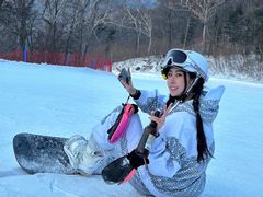 -亚布力新体委滑雪场